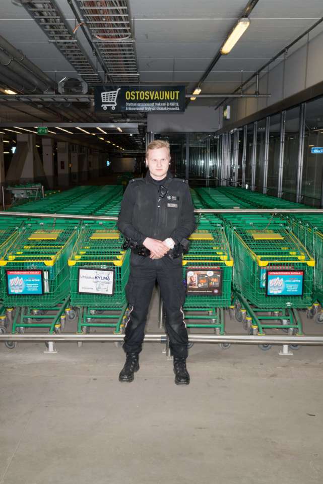 4:43 am Kannelmäki 24h Prisma people is a documentary photography project by Onni Aaltonen